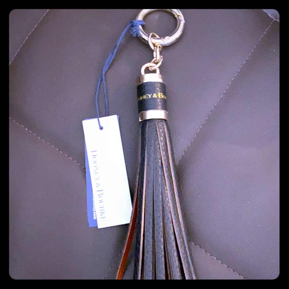 Dooney & Bourke